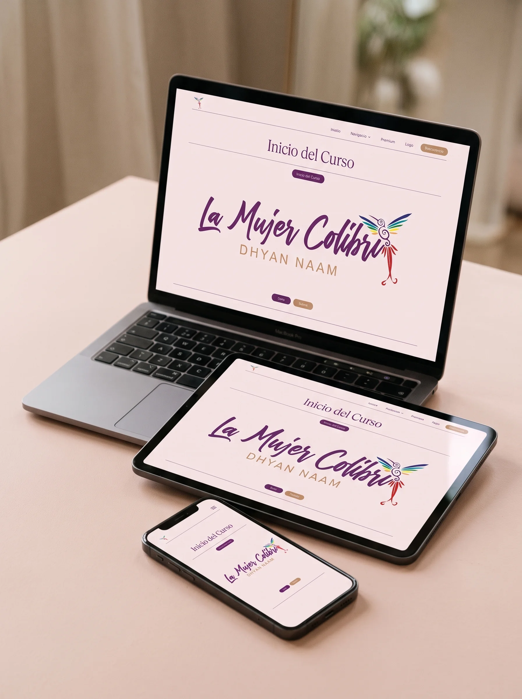 Plataforma del curso La Mujer Colibrí en laptop, tablet y móvil